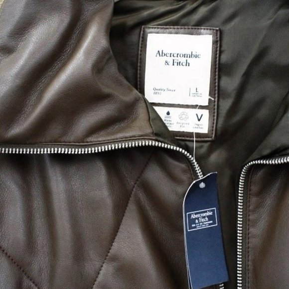 Abercrombie and Fitch puff jacket - Picture 2 of 3